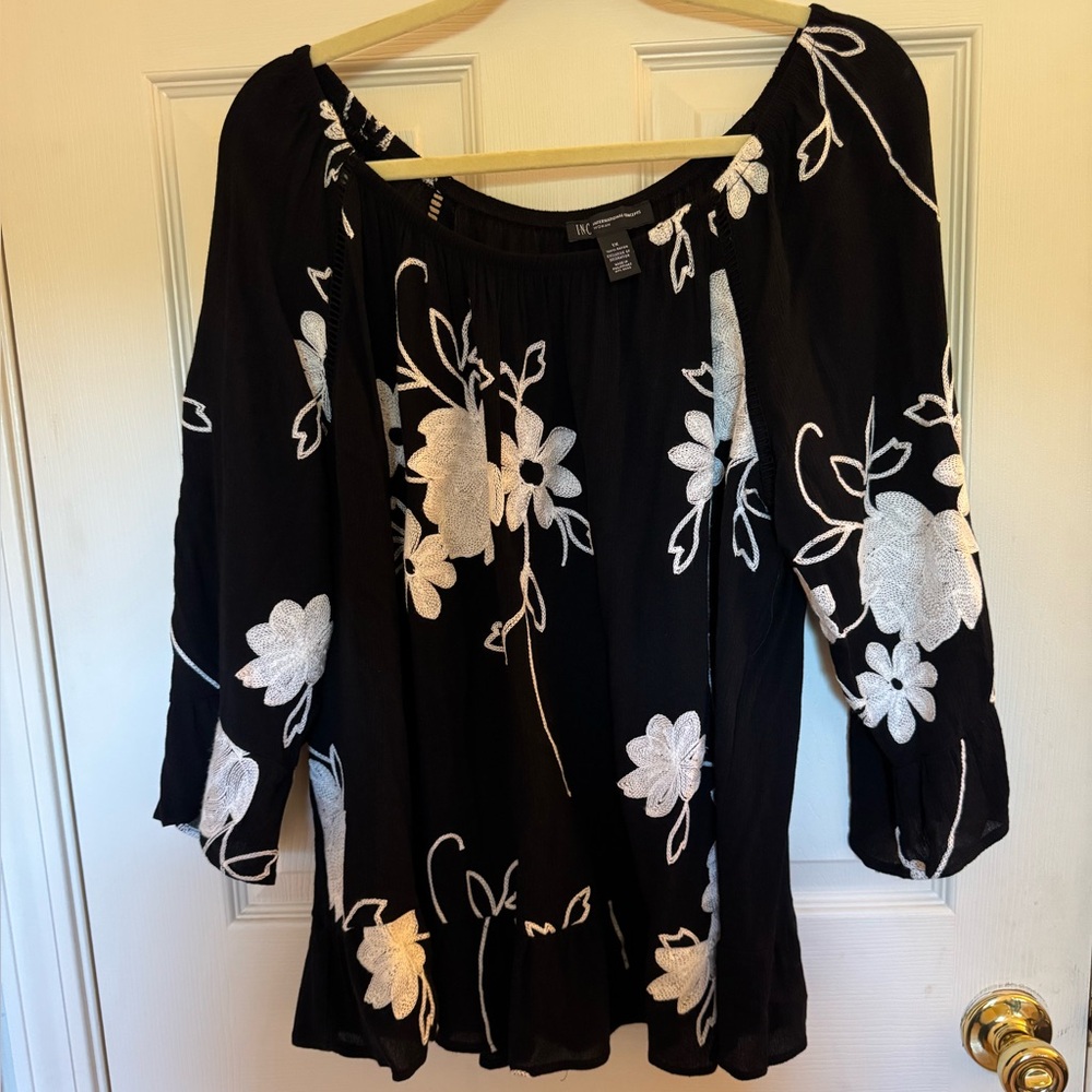 INC International Concepts Black and White Top